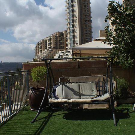 Holyland Apartments Jerusalem Exterior photo